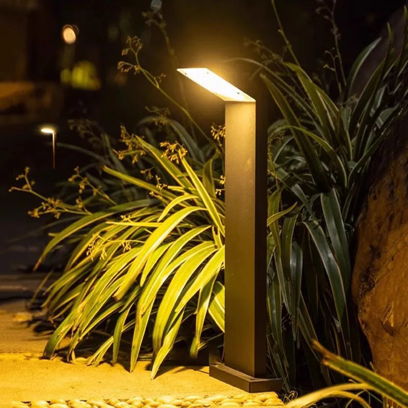 Nowoczesna lampa ścieżkowa LED
